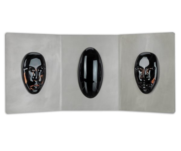 Visages et miroir en obsidienne